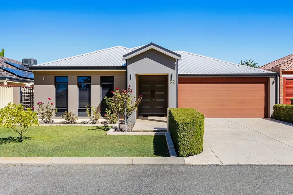 32 Courtland Crescent, Redcliffe, WA 6104