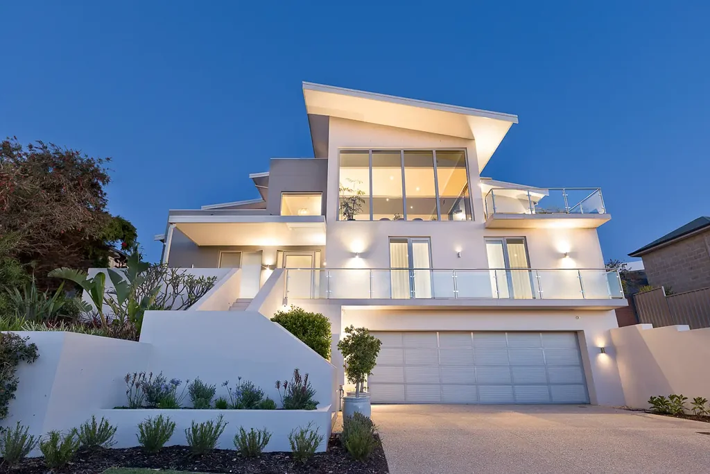 8 Careening Way, Coogee, WA 6166