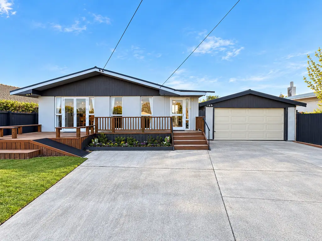 Hornby 3Habitaciones Vendor Says Sell - Space, Location & Opportunity!