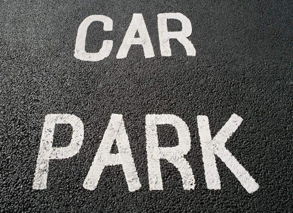 Car Park at 138 Anzac Ave