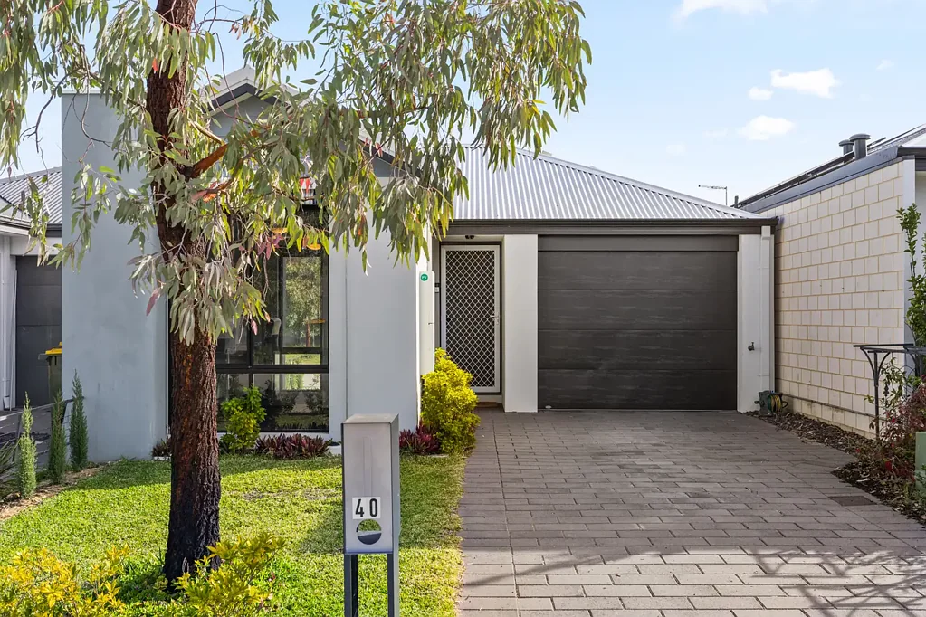 Girrawheen 3 Slaapkamer Stylish 2021-Built Home – Low-Maintenance & Move-In Ready!