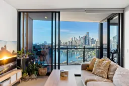 2702/103 South Wharf Drive, Docklands