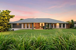 62 Waterfront Drive, Karalee