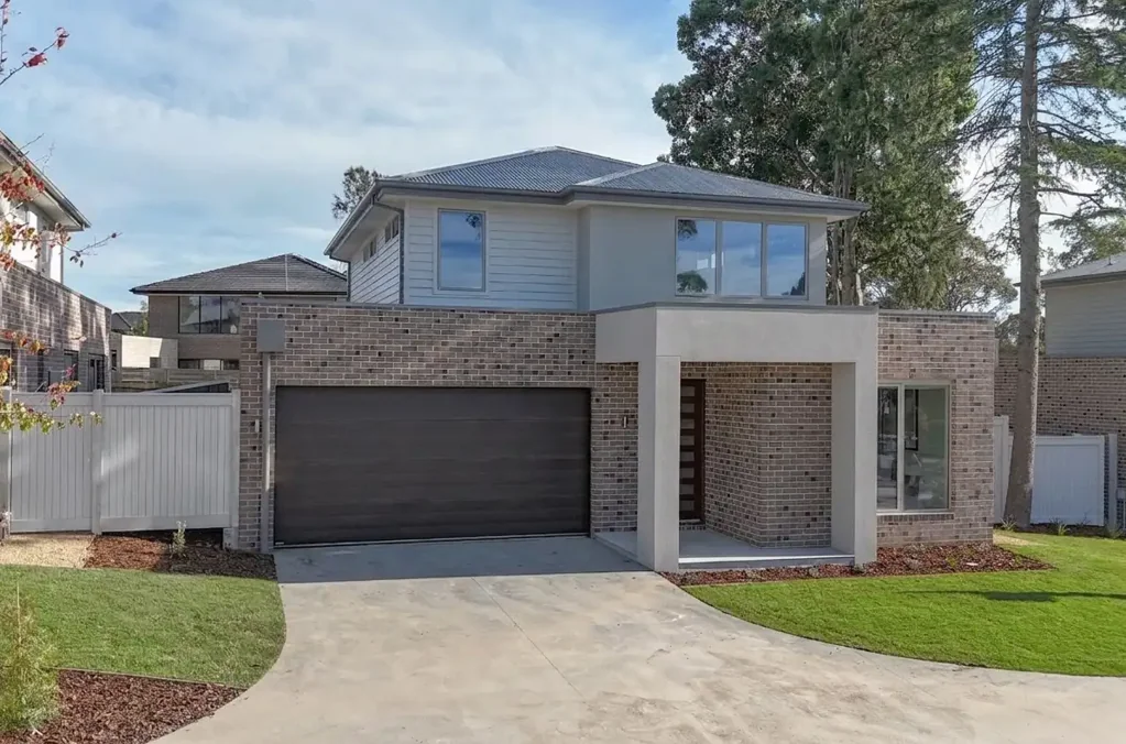 Wantirna 4침실 Call for private inspection