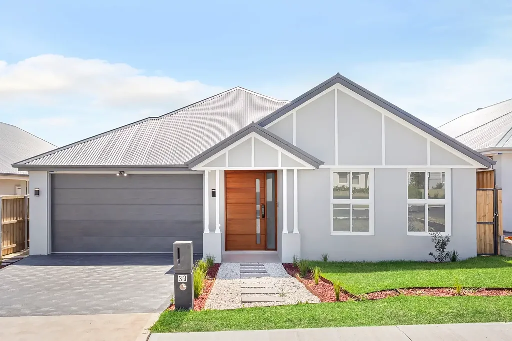 Menangle 4 Bedroom Stunning Custom Home with Pool & Timeless Charm