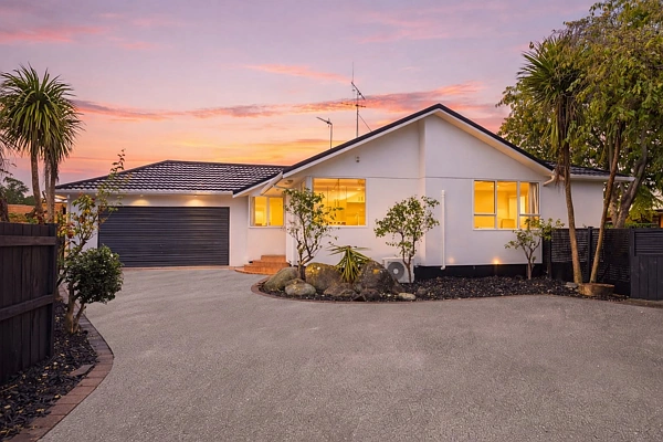 8 Pennant Place, Flagstaff, Hamilton City