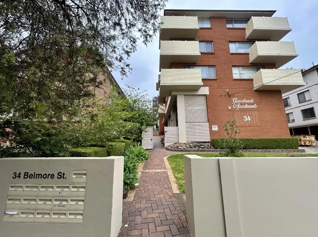 Spacious Apartment | Prime Location!