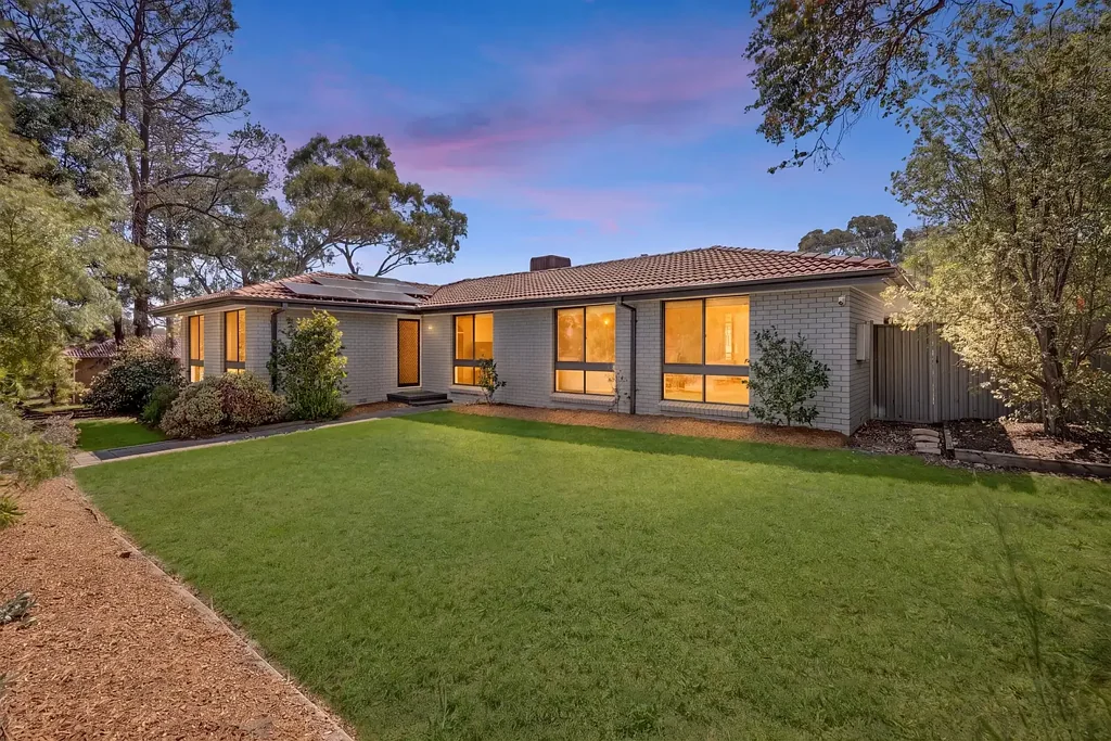 65 Mcwhae Circuit, Wanniassa, ACT 2903