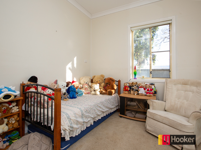 UNIT 1 3 DENNE ST, WEST TAMWORTH NSW 2340, 0 Schlafzimmer, 0 Badezimmer, House