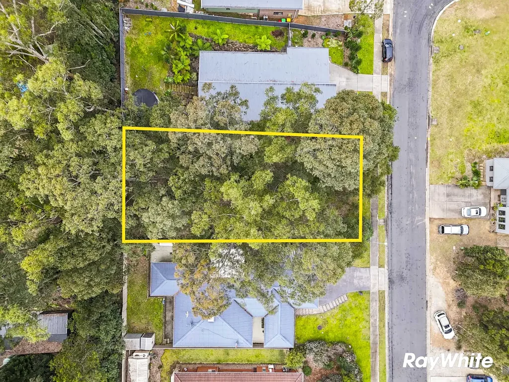 Long Beach  BUILD YOUR COASTAL DREAM IN SOUGHT-AFTER LONG BEACH...