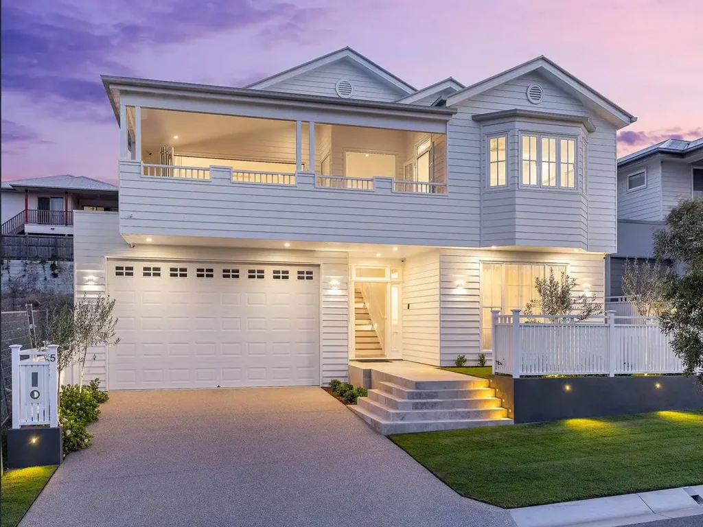 5 Falkirk Way, Spring Mountain, QLD 4300