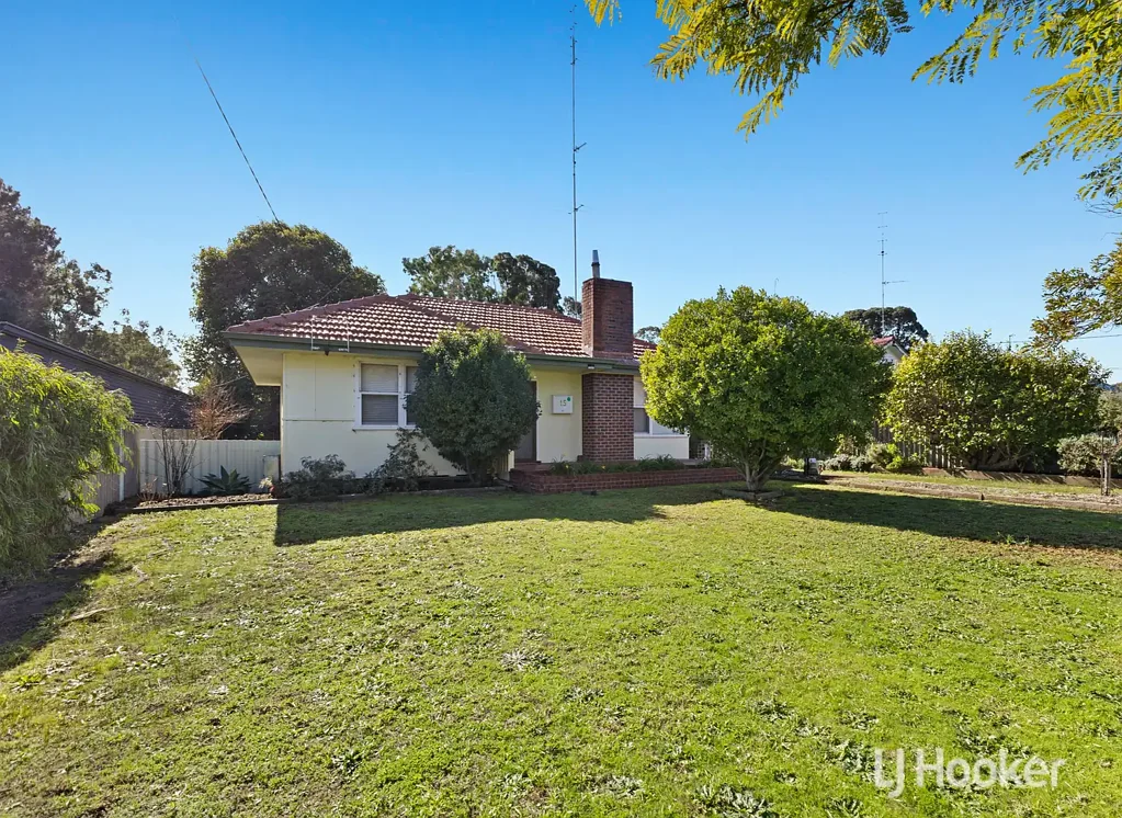 15 Merriedale Crescent, Harvey, WA 6220