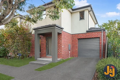 Craigieburn 3房 步行5分钟商圈 主卧带套间浴 4个分体空调 燃气灶烤箱 NBN可用 Convenience Lifestyle at Your Doorstep