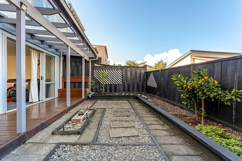 99 Albionvale Road, Glen Eden, Waitakere City, Auckland