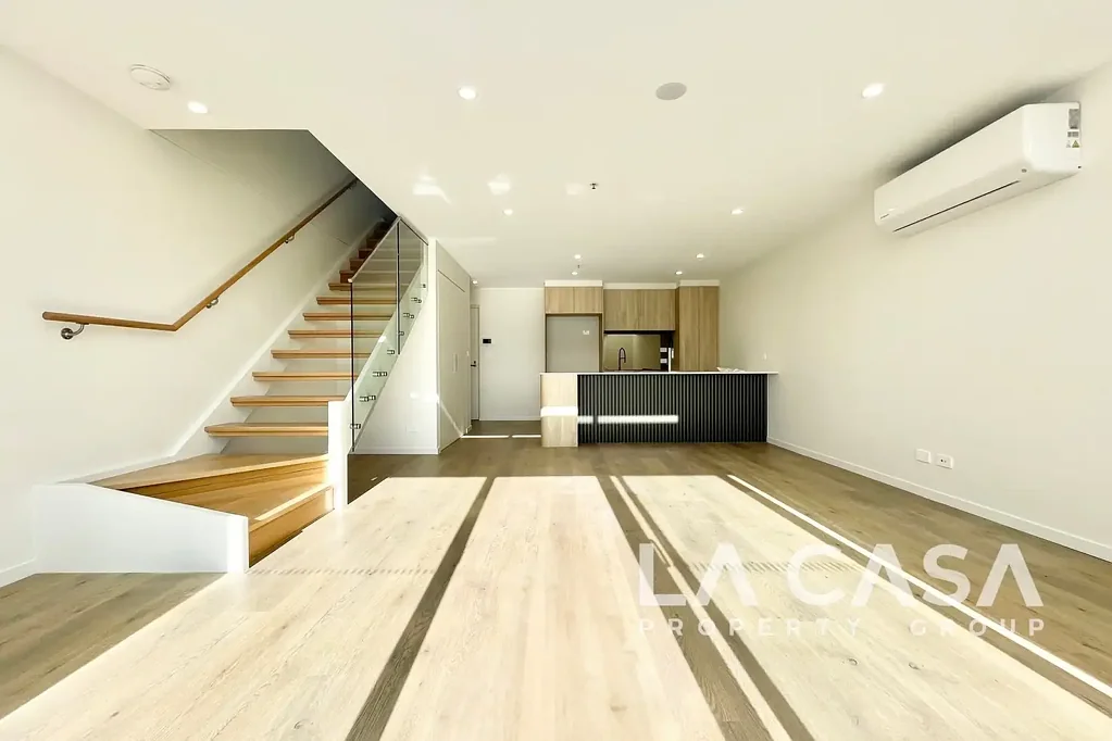 Stylish Comfort and Spacious Living in the Heart of Giralang!