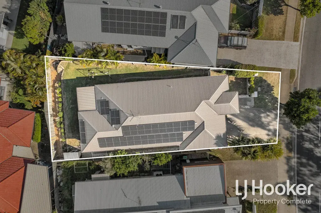 Springfield Lakes 4房  A Lifestyle of Space, Comfort & Convenience at 236 Lakeside Avenue!