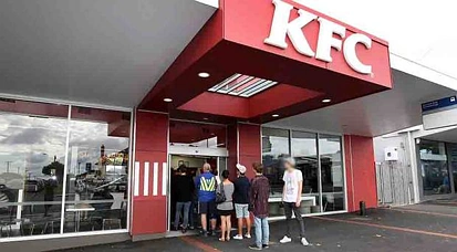 吃货注意！KFC等快餐店员工本周末大罢工