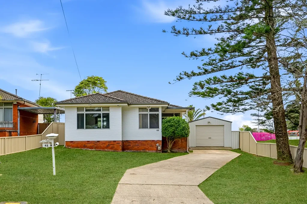 Campbelltown 4कमरा Renovated Four Bedroom Spacious family Home