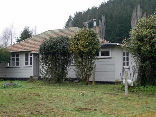 10 Williams Avenue, Ohura, Ruapehu, 3 phòng ngủ, 1 phòng tắm