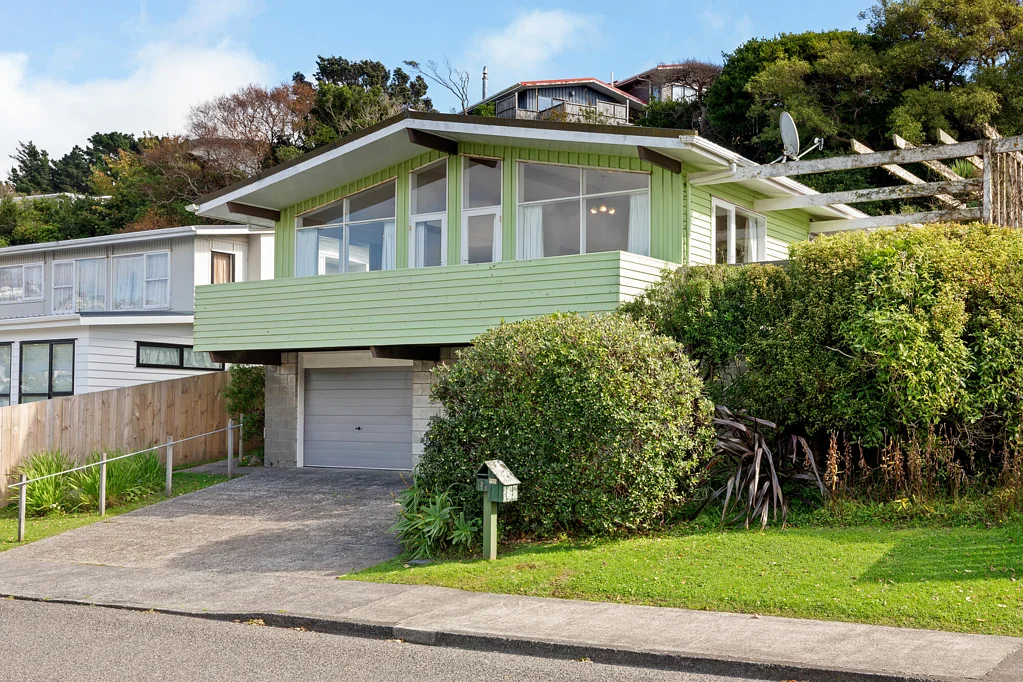 25 Churton Drive, Churton Park, Wellington