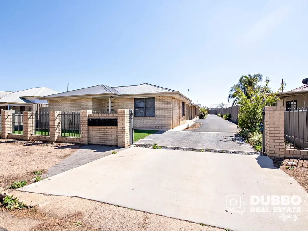 EXECUTIVE FURNISHED PROPERTY IN A GATED ESTATE