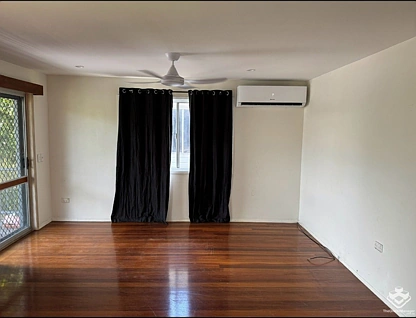 30 Glenelg Avenue, Mermaid Beach, Gold Coast, 4 Bedrooms, 2 Bathrooms, House