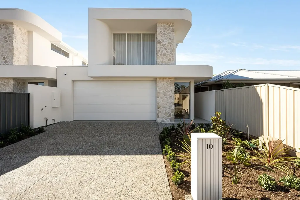10 Lynton Avenue, North Brighton, SA 5048