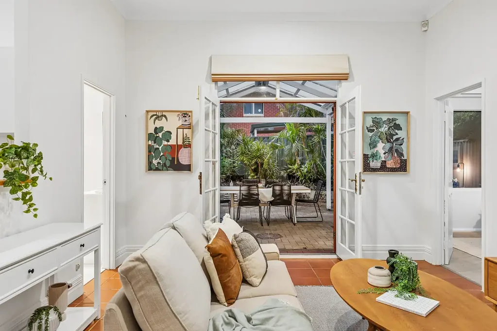 Maylands 3房  Quirky, quaint and completely loveable.