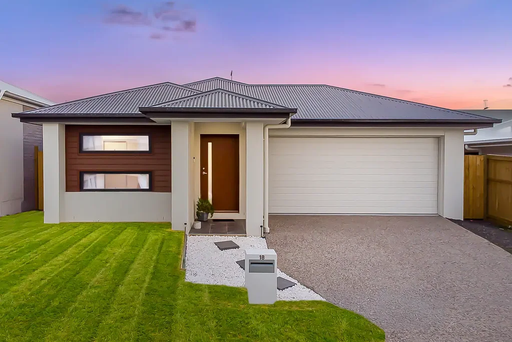 18 Ferris Avenue, Park Ridge, QLD 4125
