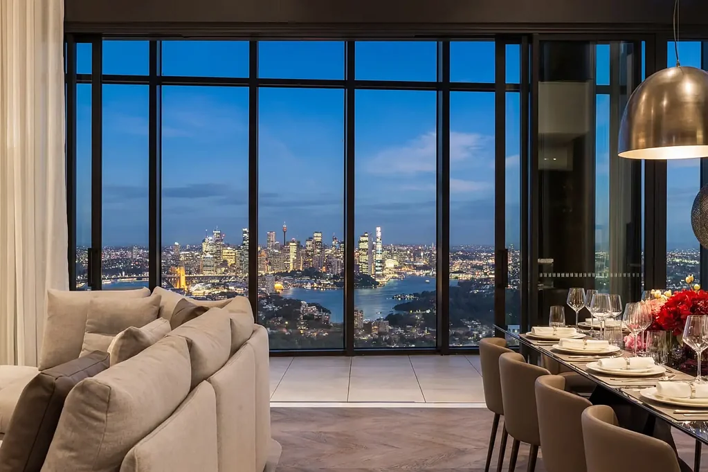 St Leonards 4 Bedroom Brand New Designer Penthouse With Breathtaking Panoramas