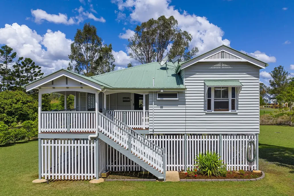 1 Bridge Street, Kilkivan, QLD 4600