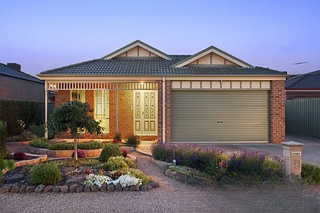 8 Yankos Drive, Werribee, VIC 3030