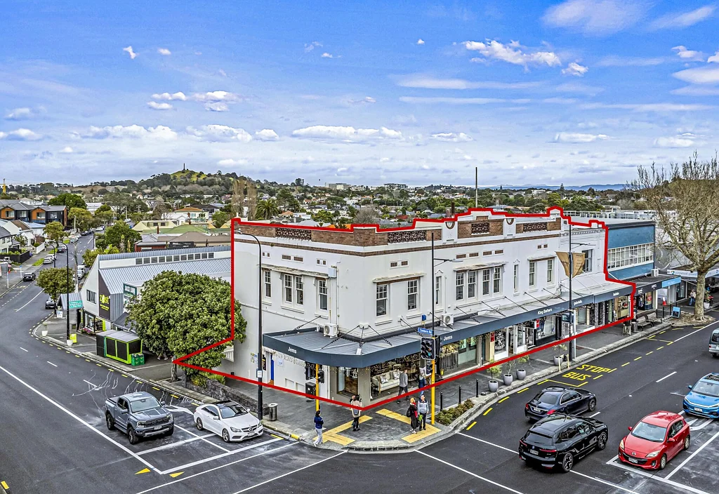 Remuera High Profile Remuera corner investment