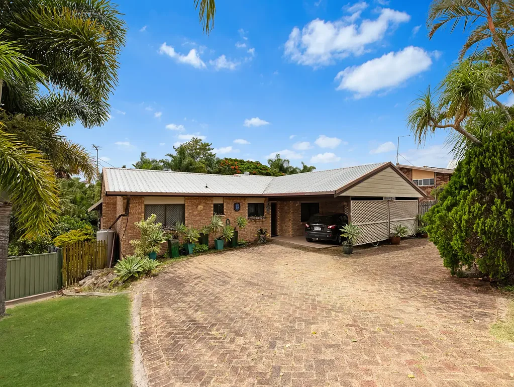 11 Awinya Court, Urraween, QLD 4655