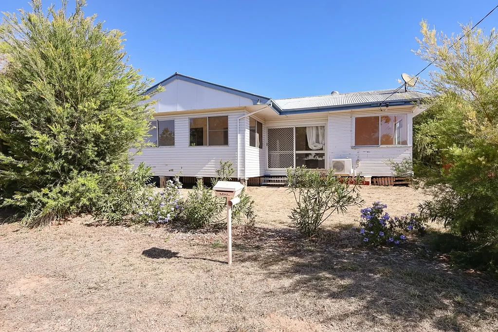 Roma 4બેડરૂમ Great Renovator Home in Ideal Location