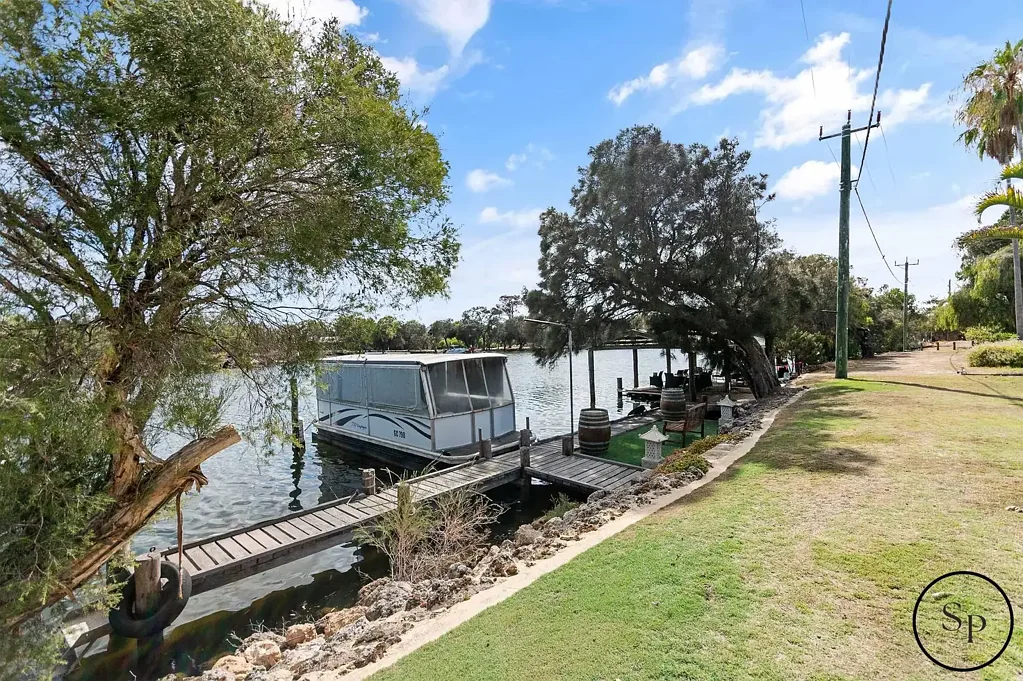 6 Allambi Way, South Yunderup, WA 6208