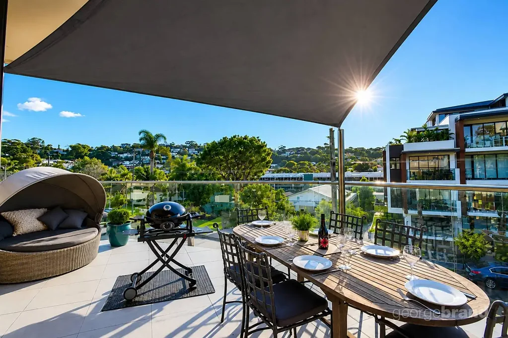 Coastal Studio Living – Just 150m to Terrigal Beach - Electricy and Gas included!