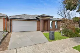 24 Southwinds Road, Armstrong Creek