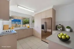 UNIT 8 52 BOLD ST, Laurieton