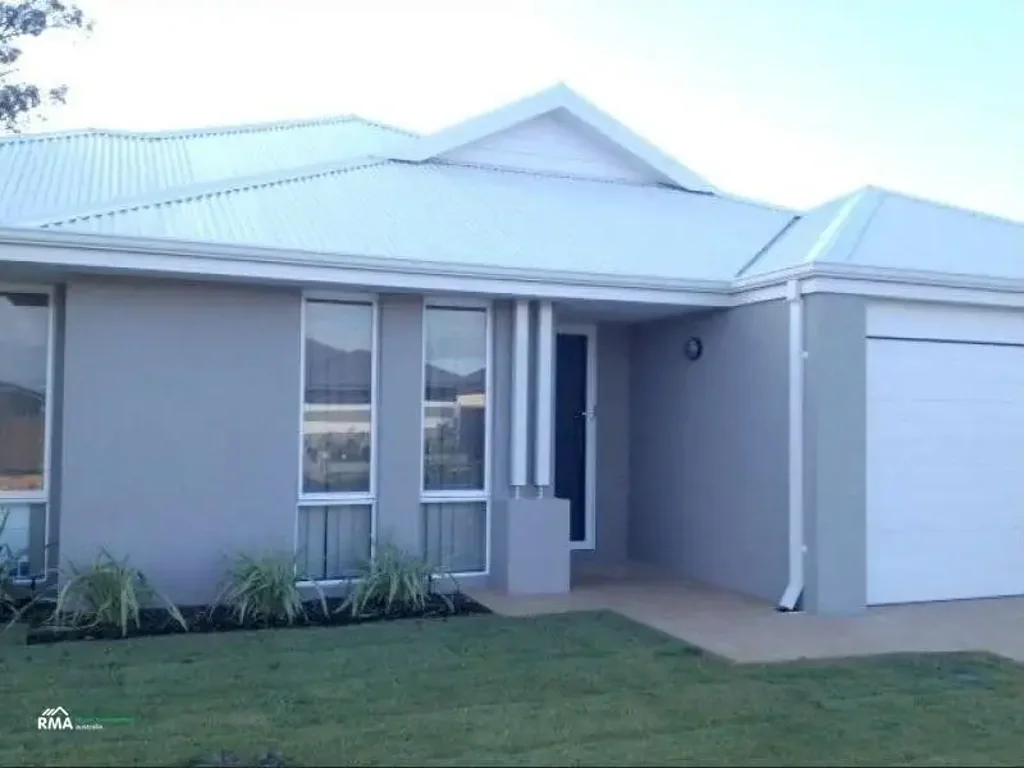 FAMILY HOME PACKED WITH FEATURES