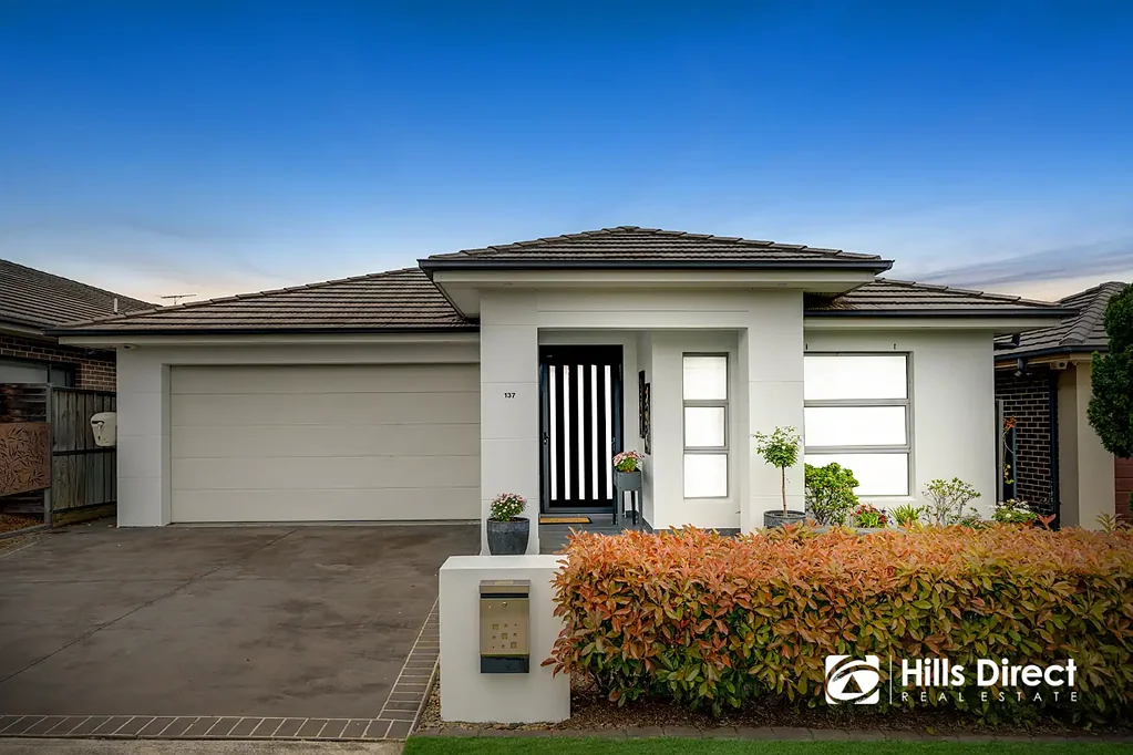 The Ponds 4ਬੈੱਡਰੂਮ North-Facing Family Home with Study | Walk to Schools, Shops and Parks