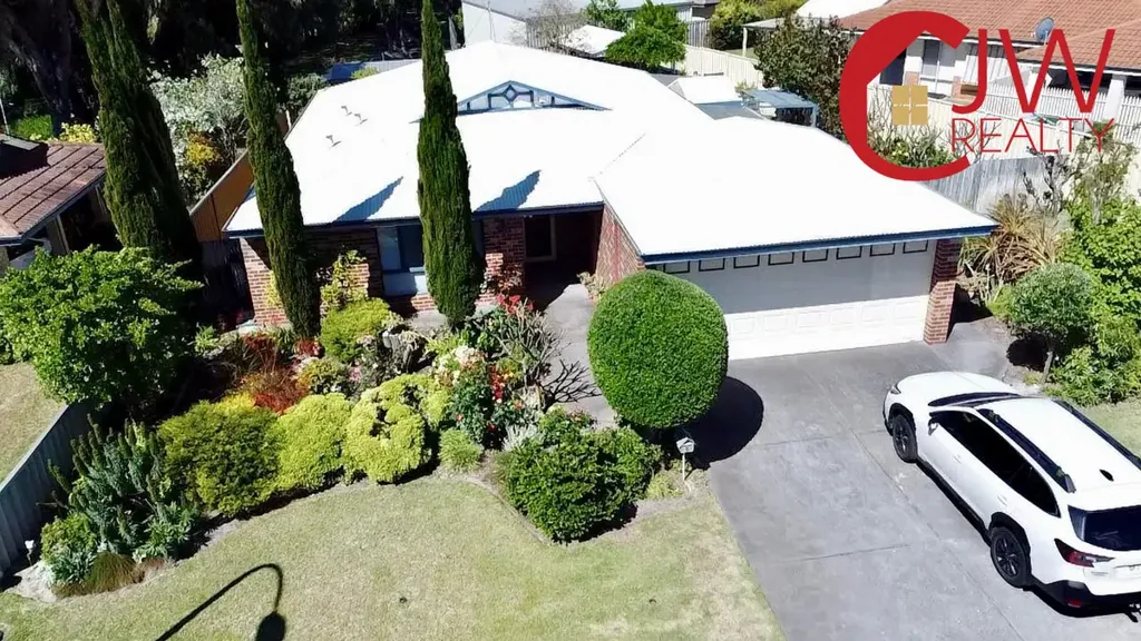 Beachside Bliss! Spacious Home in Geographe!