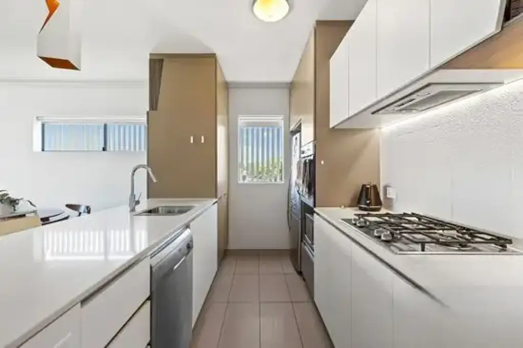 Sleek, Modern, and Stylish Contemporary Apartment with Stunning City Views! Enjoy Spectacular Fireworks from the Balcony!