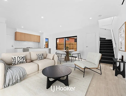 2/22 Napier Street, Dandenong, VIC 3175, 2 રૂમ, 2 બાથરૂમ, Townhouse