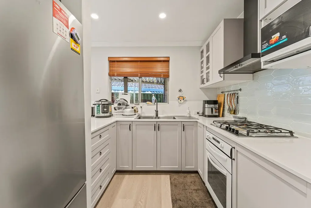 Bayswater 2कमरा Modern Villa with lots of added features - Great Location!