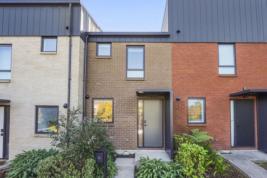 Manukau 2Kwarto Low Maintenance, Affordable & Location