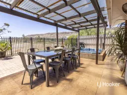 4/92 Barrett Drive, Desert Springs