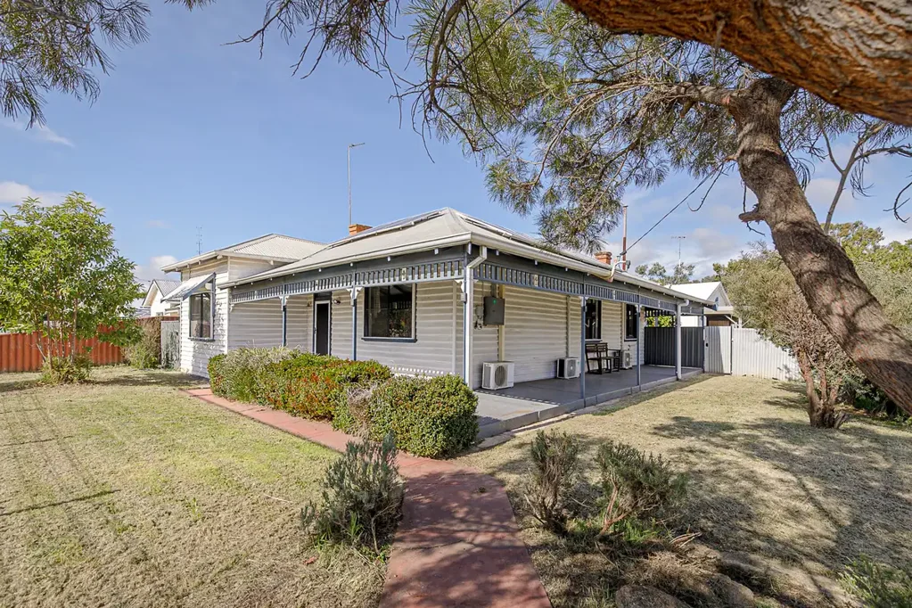 10 Gairdner Street, Northam, WA 6401