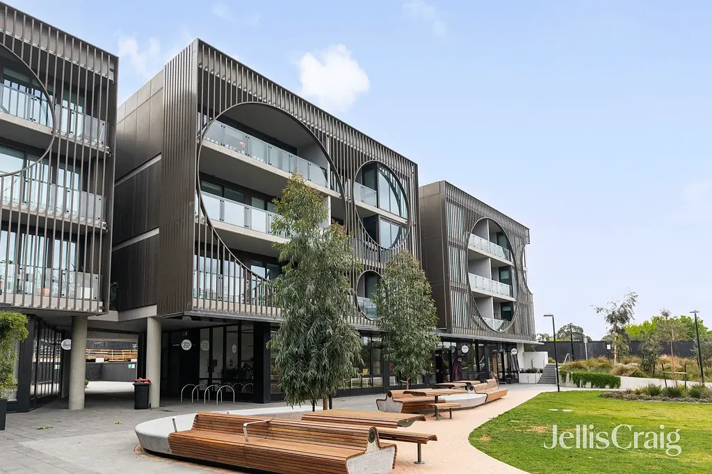 Bright 2-Bedroom Apartment in the Heart of Yarrabend