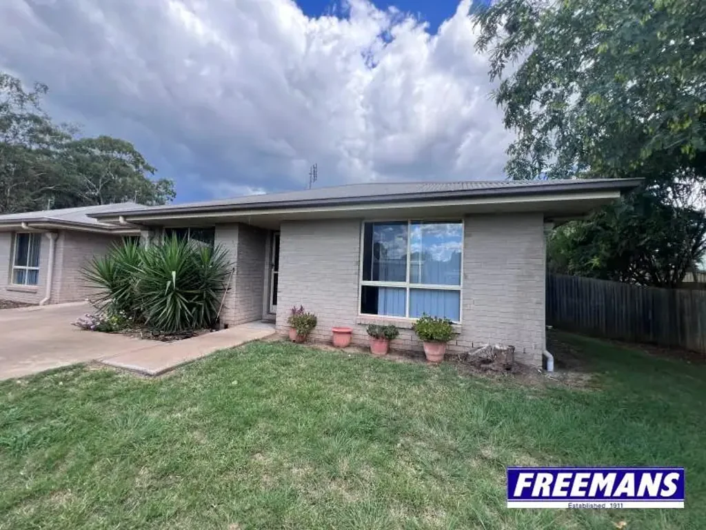 Kingaroy 2 Bedroom A small window of opportunity to buy all 3 units in the complex